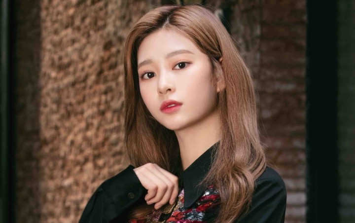 Minjoo IZ*ONE Lulus dari SOPA, Kecantikan Dipuji Perpaduan Jennie dan Tzuyu Minjoo IZ*ONE Lulus dari SOPA, Kecantikan Dipuji Perpaduan Jennie dan Tzuyu