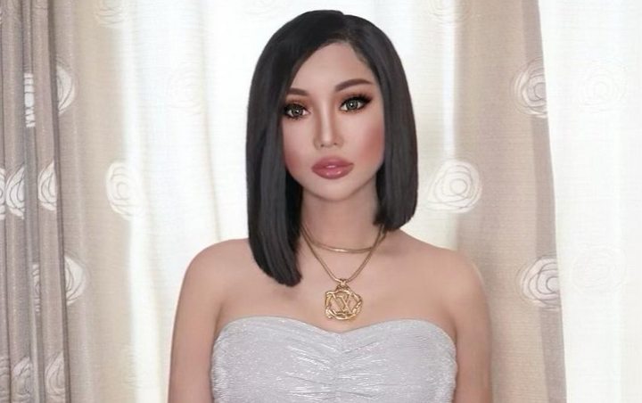 Lucinta Luna Merana Jenis Kelamin Disorot, Serahkan Sertifikat Operasi