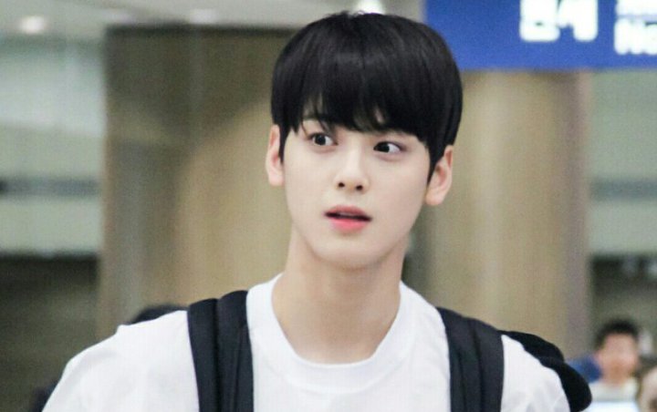 Cha Eunwoo Kelewat Girang Naik Kuda-Kudaan Sampai Digoda Masa Kecil Kurang Bersuka Cha Eunwoo Kelewat Girang Naik Kuda-Kudaan Sampai Digoda Masa Kecil Kurang Bersuka