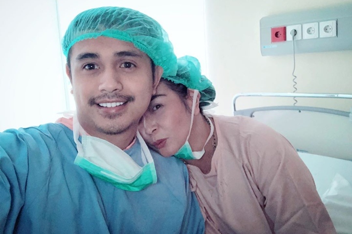 Setia Temani Sang Istri Jalani Program Bayi Tabung
