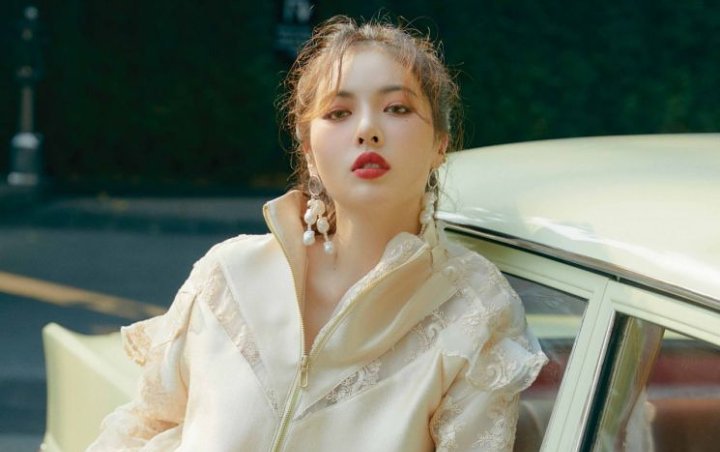 HyunA Jadi Sorotan, Pose Seksi Umbar Lekuk Tubuh Hanya Kenakan Bra dan Celana Dalam HyunA Jadi Sorotan, Pose Seksi Umbar Lekuk Tubuh Hanya Kenakan Bra dan Celana Dalam