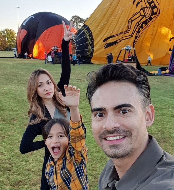 Rayakan Tahun Baru dan Naik Balon Udara di Melbourne