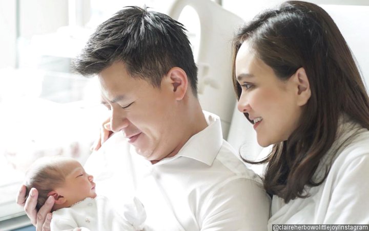 Baru Berusia 5 Hari, Lucunya Posisi Tidur Putri Shandy Aulia yang Berubah-Ubah
