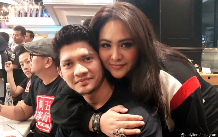 Audy Item Curhat Rindu di Instagram, Jawaban Manis Iko Uwais Bikin Netter Baper