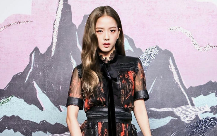 Jisoo BLACKPINK Dipuji Auto Menang Miss Korea Saking Cantiknya di Pemotretan Vogue