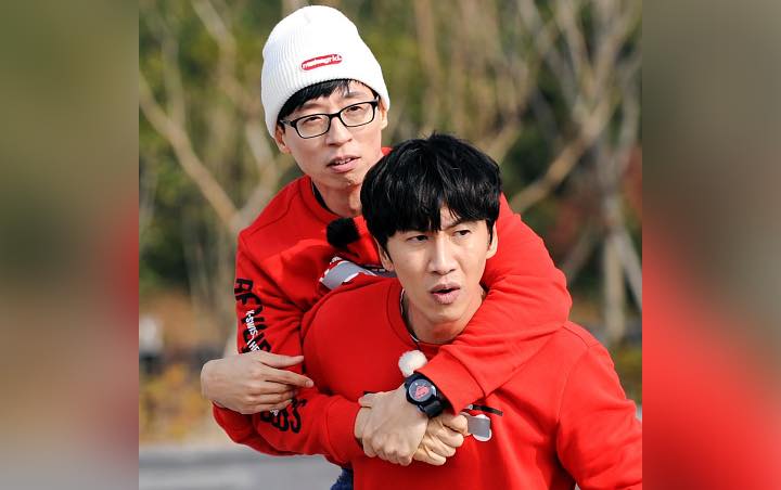 Yoo Jae Seok Bongkar Isi Menyedihkan Dompet Lee Kwang Soo di Running Man Yoo Jae Seok Bongkar Isi Menyedihkan Dompet Lee Kwang Soo di Running Man