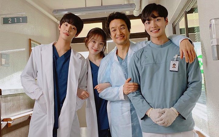Rating Romantic Doctor, Teacher Kim 2 Kembali Meroket Jelang Tamat, Online Ungkap Kemauan Ini Rating Romantic Doctor, Teacher Kim 2 Kembali Meroket Jelang Tamat, Online Ungkap Kemauan Ini