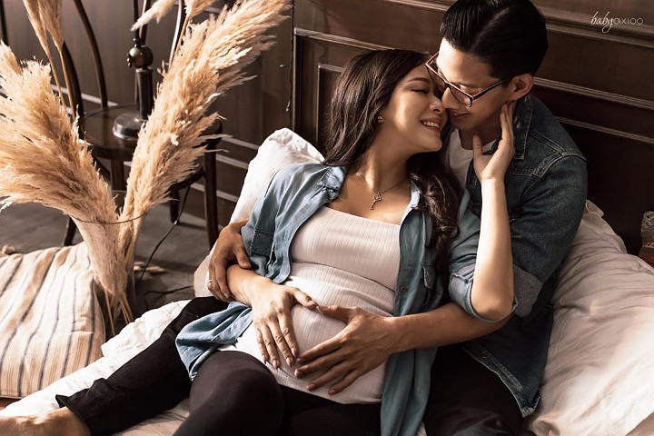 Yuanita Christiani Maternity Shoot Bareng Suami