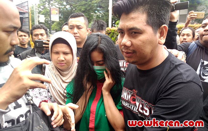 Vitalia Sesha Saat Jumpa Pers Bareng Polres Jakbar Terkait Kasus Narkoba