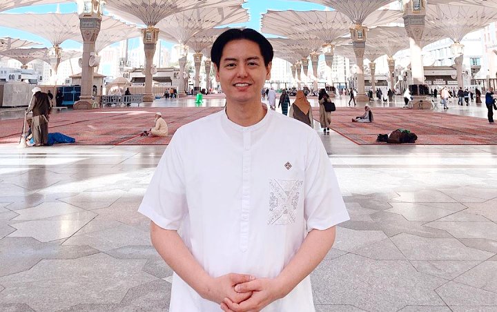 Roger Danuarta Bersyukur Sudah Menjalankan Ibadah Umrah Sebelum Arab Saudi Batasi Jemaah