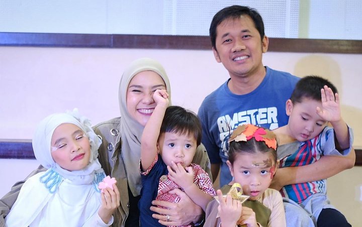 Foto Boneka Seram Zaskia Adya Mecca Mendadak Ungkap Tak Akan Lagi Bikin Foto Boneka Seram Zaskia Adya Mecca Mendadak Ungkap Tak Akan Lagi Bikin