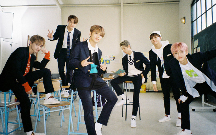 Fans Indonesia Kesengsem Staf NCT Dream yang Ganteng Ini Saat Konser