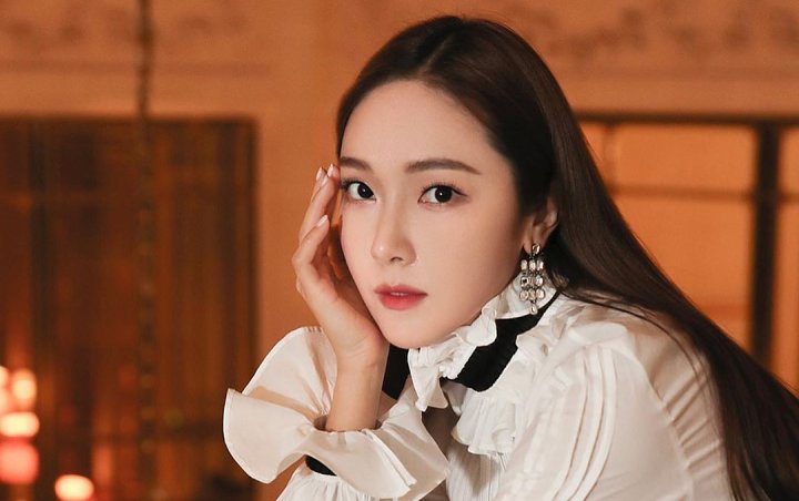 Niat Belanja di Swiss, Jessica Jung Malah 'Rusakkan' Pegangan Pintu Toko Brand Mewah