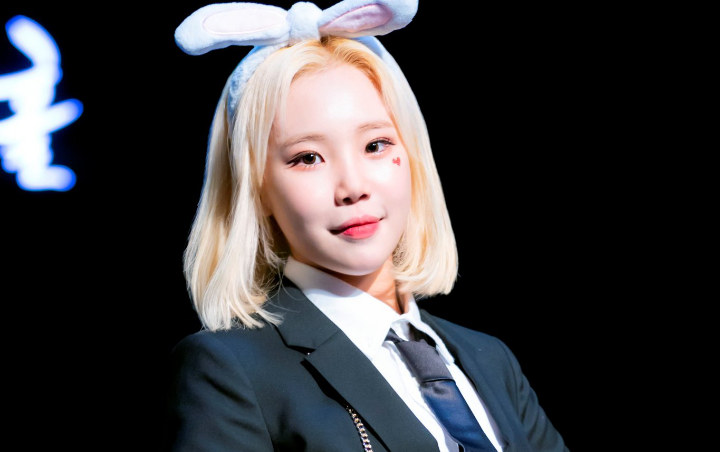 JooE Momoland Disebut Keterlaluan dalam Edit Foto Berakhir Pose Seksi di Postingan Ini JooE Momoland Disebut Keterlaluan dalam Edit Foto Berakhir Pose Seksi di Postingan Ini