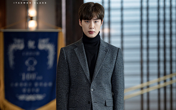 Akting Pemeran Karakter Jang Geun Soo di Itaewon Class Tuai Kritikan Akting Pemeran Karakter Jang Geun Soo di Itaewon Class Tuai Kritikan