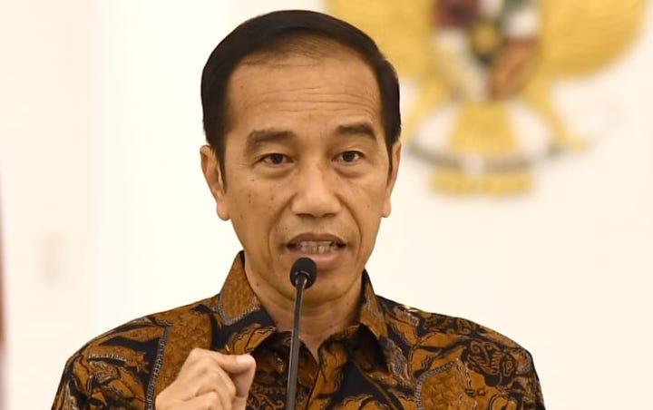 Koreksi Kebijakan Anies Baswedan Terkait Corona, Jokowi: Transportasi Publik Tetap Harus Disediakan