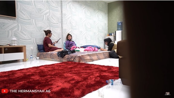 Ashanty Marah Aurel dan Atta Sebar undangan