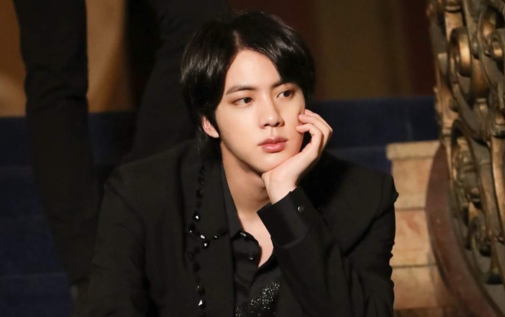 Jin BTS Prediksi Nasib Sendiri Bila Wajahnya Jelek