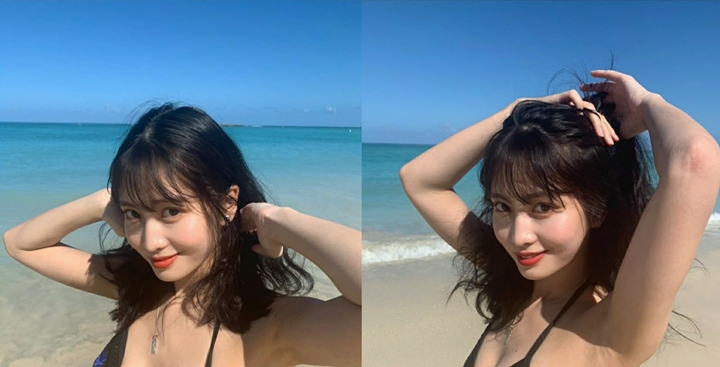 Gaya Seksi Momo Twice Berbikini di Pantai Tuai Perhatian