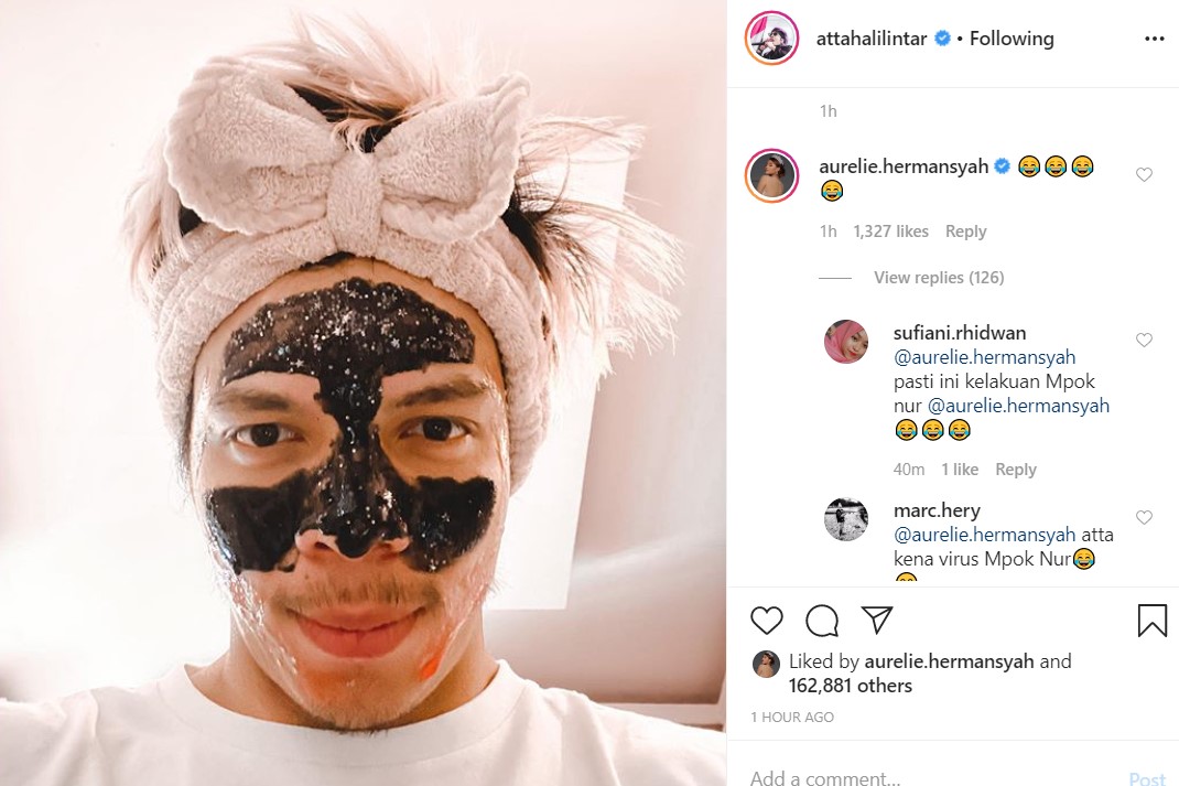 Kerja Dari Rumah, Atta Halilintar Malah Tampil Dengan Bando Dan Masker Ditertawakan Aurel Hermansyah