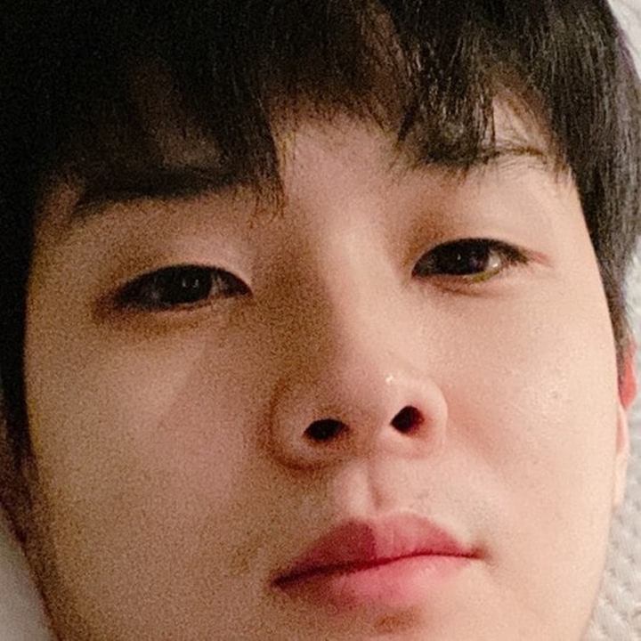 V BTS dan Choi Woo Shik Komentari Episode Terbaru Drama Park Seo Joon \'Itaewon Class\' 2