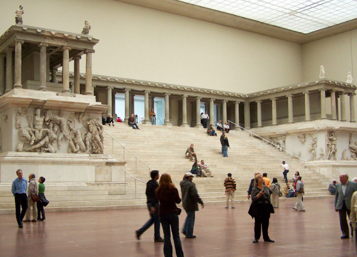Pergamon Museum, Jerman