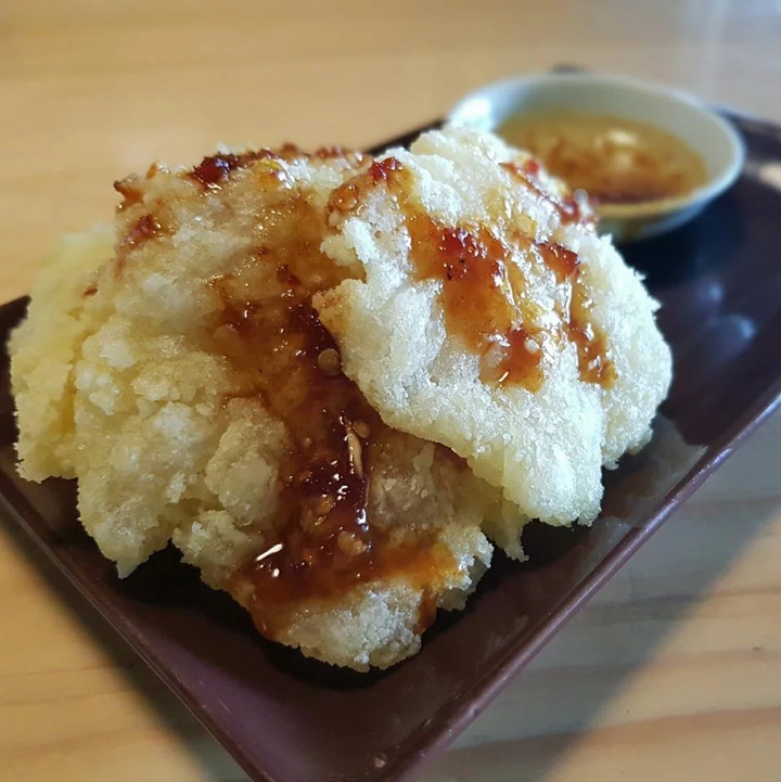 Bingung Ingin Makan Camilan Apa Selama di Rumah Aja? Bikin Cireng Sendiri Saja, Mudah Kok!