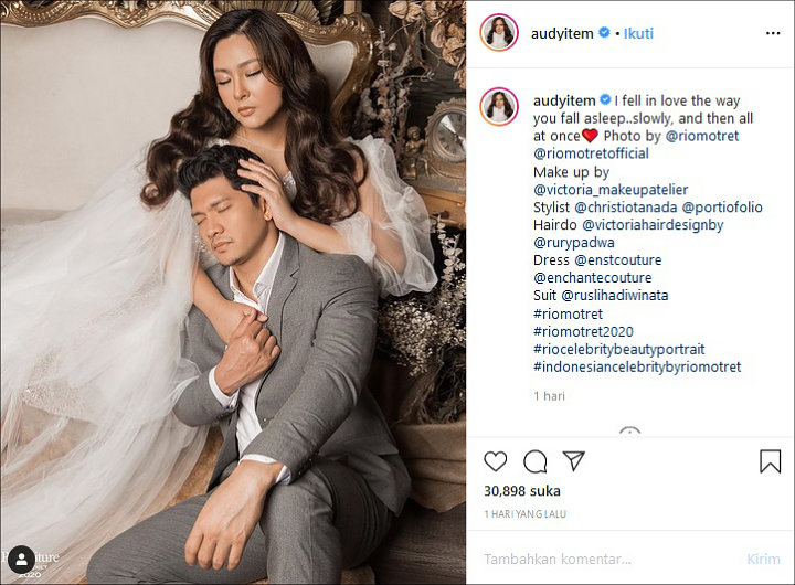 Pasang Foto Mesra, Audy Item Ungkap Rasa Cintanya pada Iko Uwais