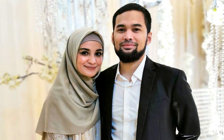 Hidung Shireen Sungkar 'Offside', Teuku Wisnu Mesra Jaga Jarak Cegah Corona