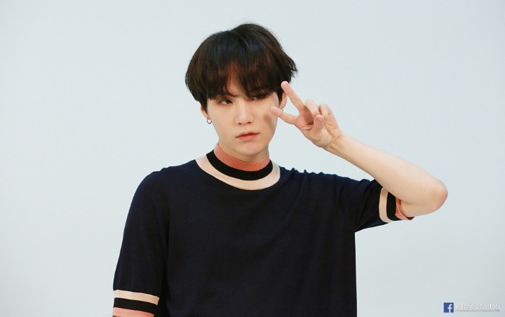Suga BTS Rupanya Doyan Makanan Halal, Komentar Soal Wanita Berjilbab Kembali Disorot Suga BTS Rupanya Doyan Makanan Halal, Komentar Soal Wanita Berjilbab Kembali Disorot