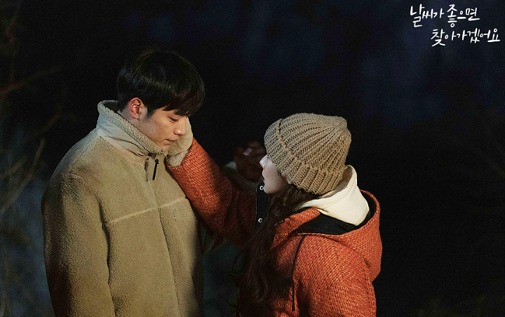 Syuting Adegan Ciuman Seo Kang Joon dan Park Min Young Dibilang Lebih Hot Daripada di Drama