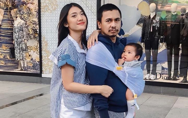 Istri Raditya Dika Bagikan Kebahagiaan Punya Anak Kembar, Hamil Lagi?