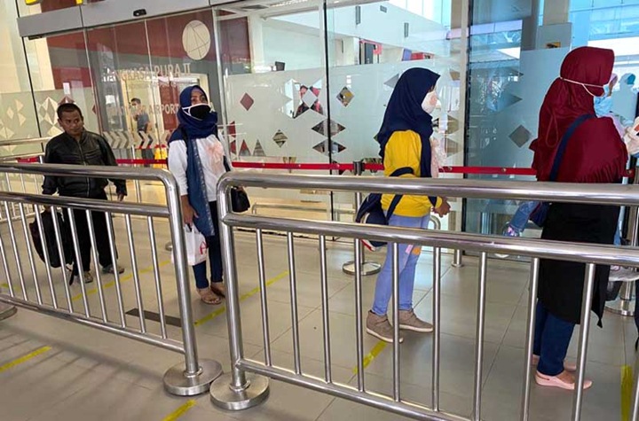 Corona Ditularkan Lewat Droplet dan Bukan Airborne, Apa Bedanya?