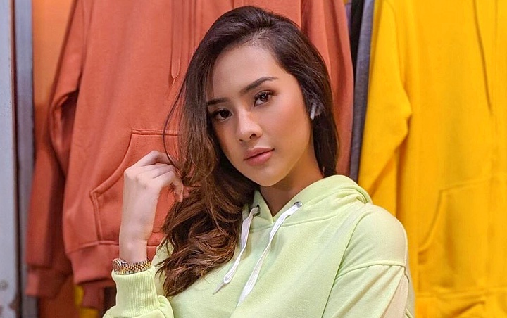 Anya Geraldine Sukses Bikin Heboh Saat Tampil Vulgar Dalam Pemotretan