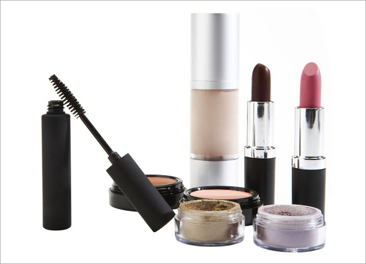 Cek Kebersihan Bagian Dalam Make Up Secara Berkala