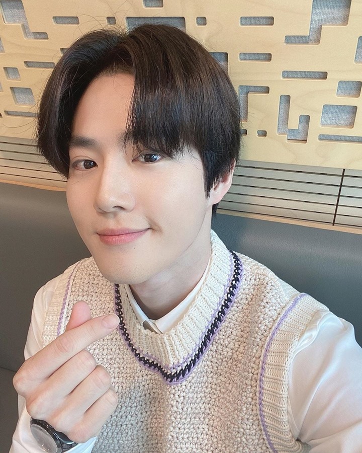 Suho EXO Akui Tertekan Debut Solo, Ungkap Member Pertama yang Beri Selamat
