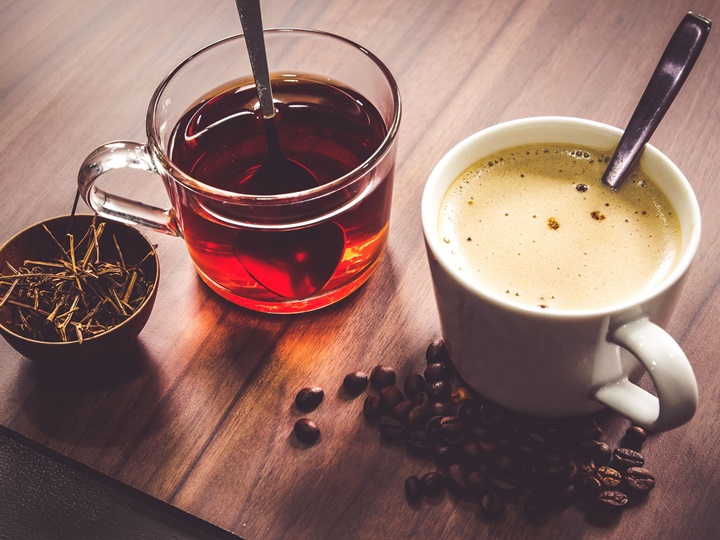 Konsumsi Teh Atau Kopi