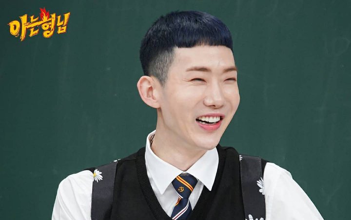 Jo Kwon Disebut Gay dan Dibilang Ketinggalan Zaman Usai Tunjukkan Kebolehan di 'Ask Us Anything'