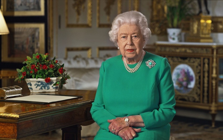 Tak Disangka, Inilah Makna Tersembunyi dari Gaun Ratu Elizabeth Saat Beri Pidato Soal Corona