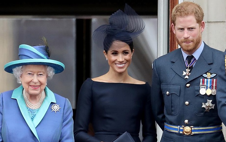 Ratu Elizabeth Diyakini Beri Pesan Terselubung Ini pada Meghan dan Harry dalam Pidato Soal Corona