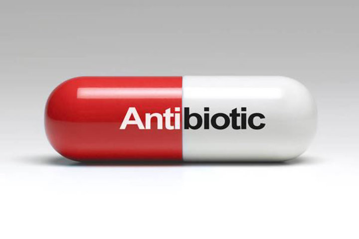 Antibiotik Jadi Solusi Atasi COVID-19