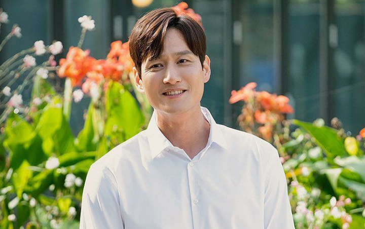 The World Of The Married Rilis Peristiwa Syuting, Foto Park Hae Joon Paling Disorot