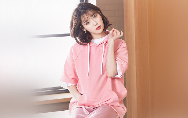 IU