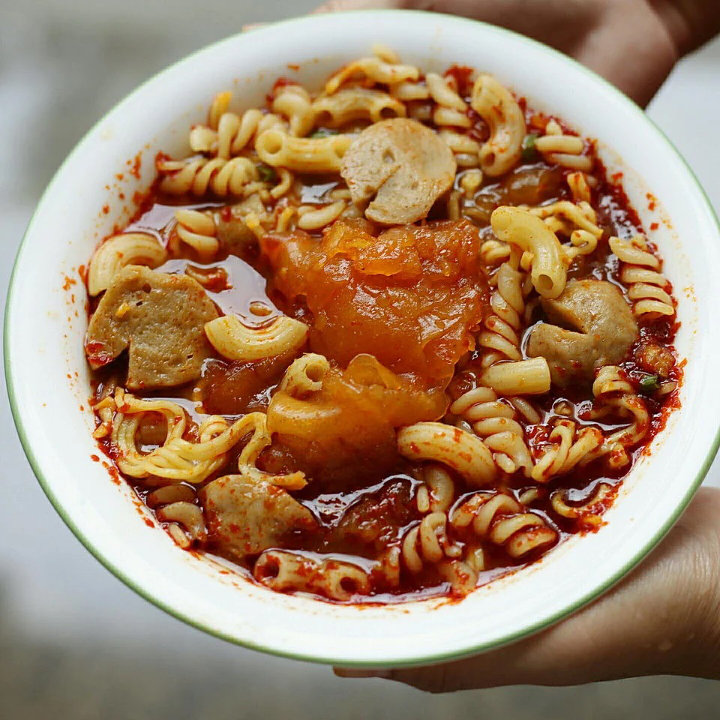 Hindari Terlalu Banyak Mengkonsumsi Makanan Manis, Asin dan Berlemak