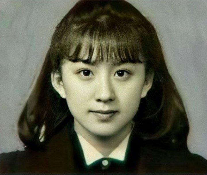 Foto SMA Beredar, Visual Kim Hee Ae \'The World of the Married\' Kejutkan Netizen