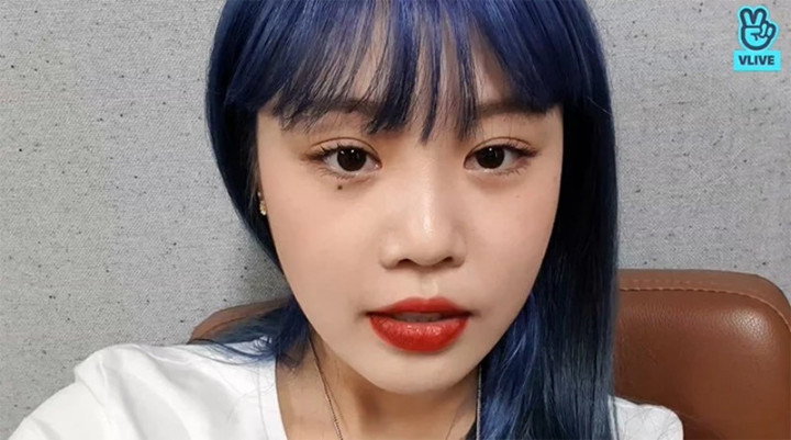 Soojin (G)I-DLE Hampir Nangis Baca Komentar Jahat Saat Siaran V Live