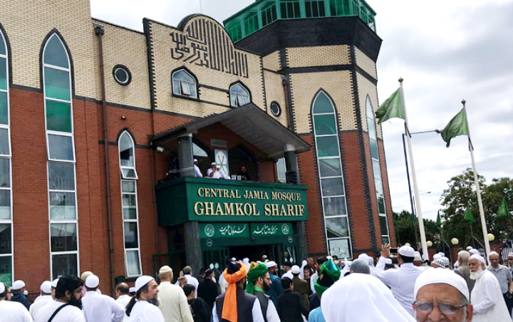 Masjid di Inggris Dibuka Kembali Saat Pandemi, Lahan Parkir Dijadikan Kamar Jenazah Corona
