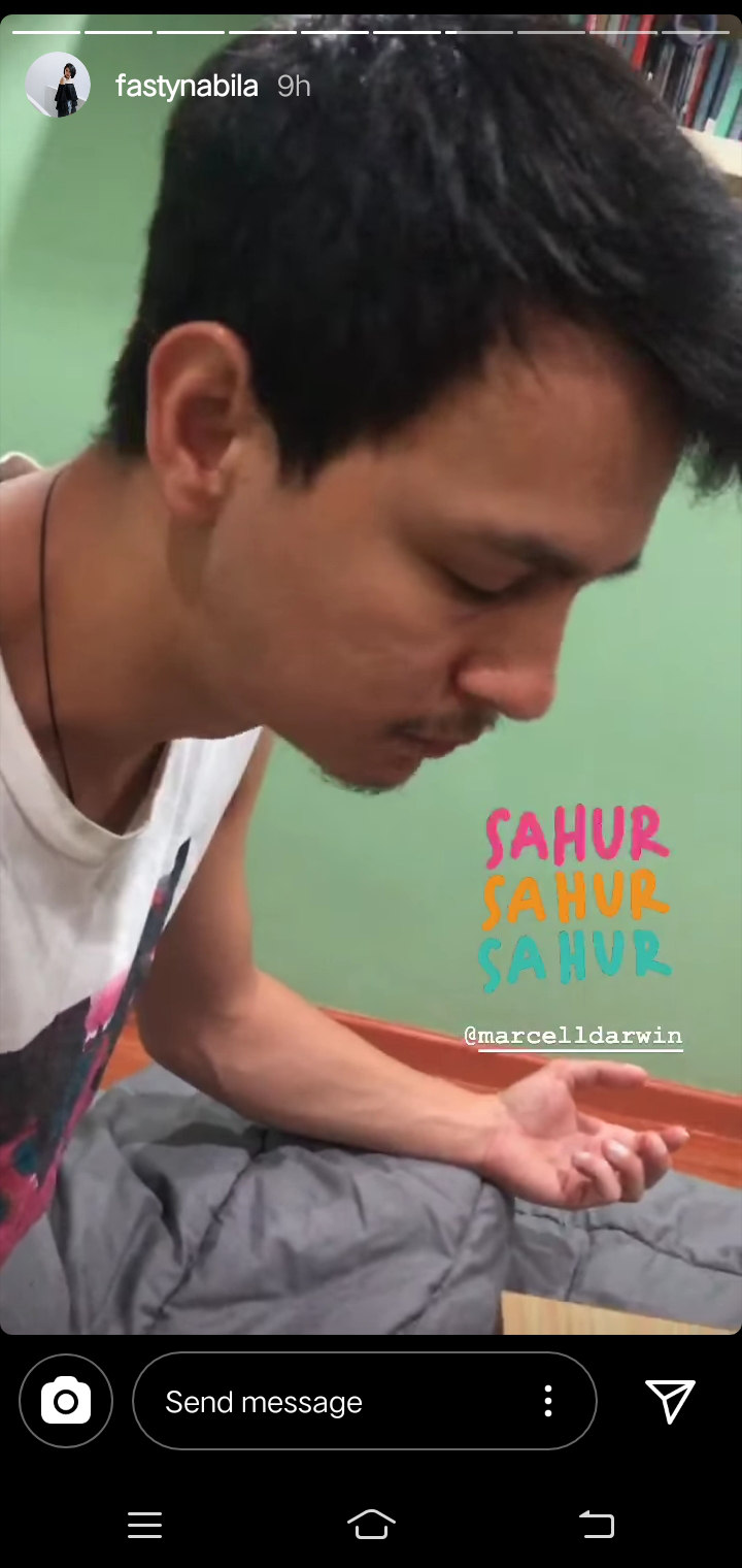 Sudah Jadi Mualaf, Momen Sahur Perdana Marcell Darwin Penuh Perjuangan