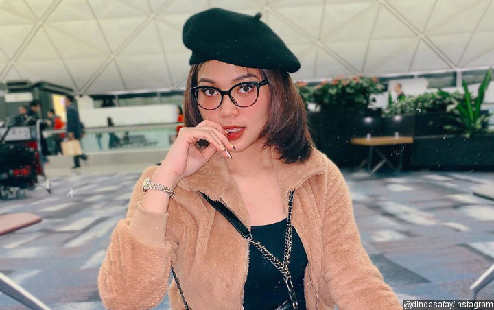Dinda Shafay Melet Pamer Jidat Glowing, Bekas Jahitan di Dada Bikin Kepo