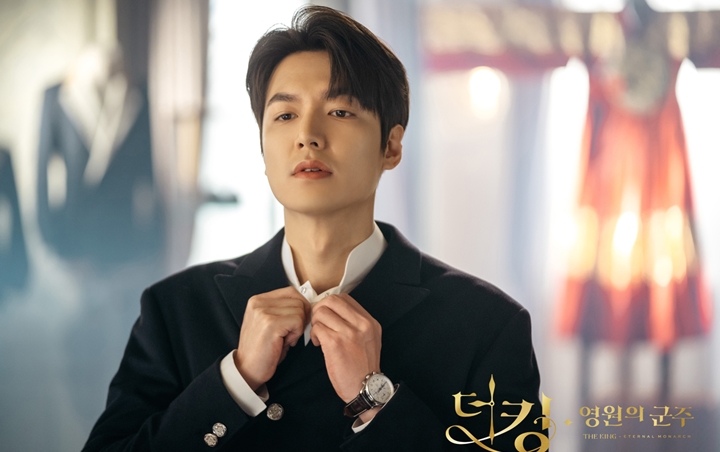 Jurnalis Korea Selatan Kritik Pedas Akting Lee Min Ho di The King: Eternal Monarch Jurnalis Korea Selatan Kritik Pedas Akting Lee Min Ho di The King: Eternal Monarch